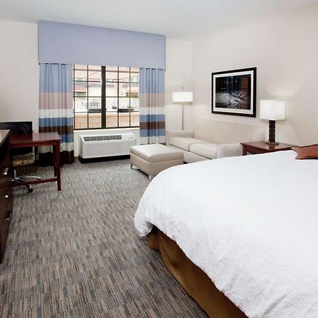 Hampton Inn & Suites Chapel Hill/Carrboro Dış mekan fotoğraf